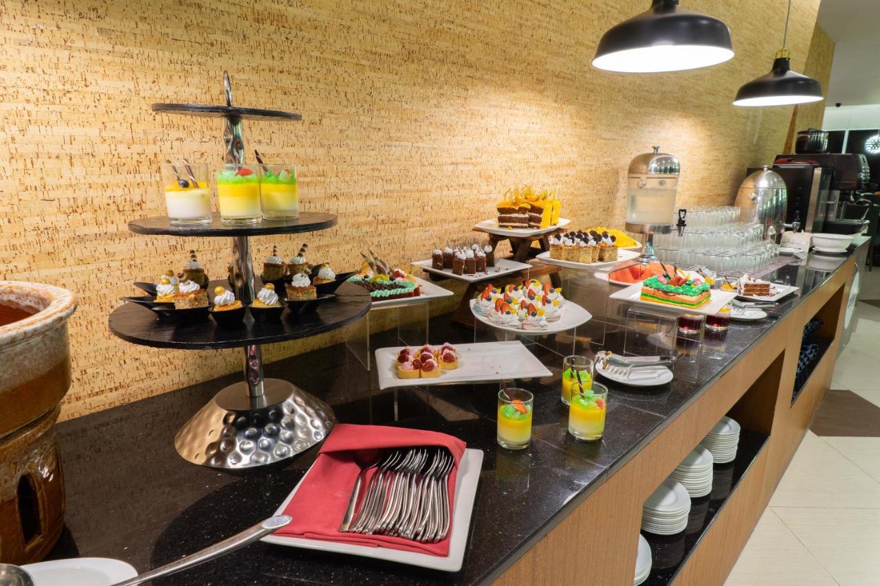 Tamu Hotel & Suites Kuala Lumpur Dış mekan fotoğraf